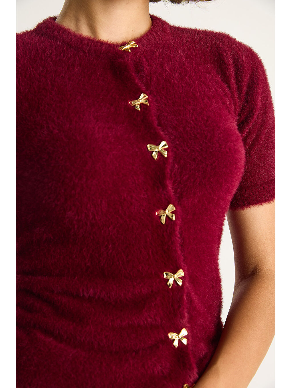 Bordo Kadın Fiyonk Düğme Detaylı Yumuşak Dokulu Triko Hırka w-6