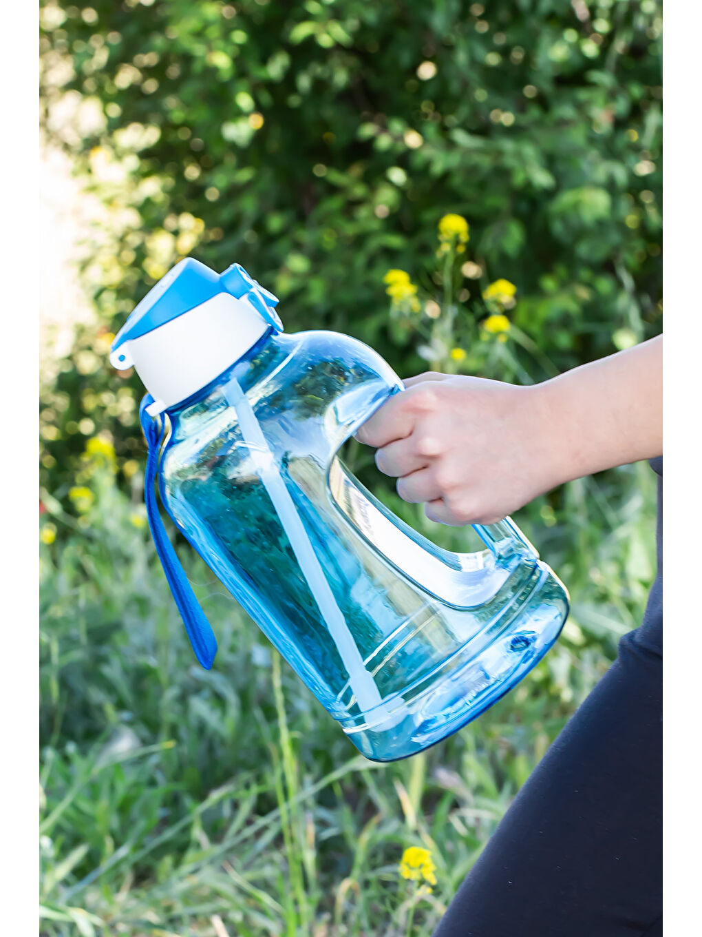 Mavi 161643-003 BPA Free Kulplu Pipetli Motivasyon Sporcu Su Matarası Suluk 2,5lt Su Şişesi