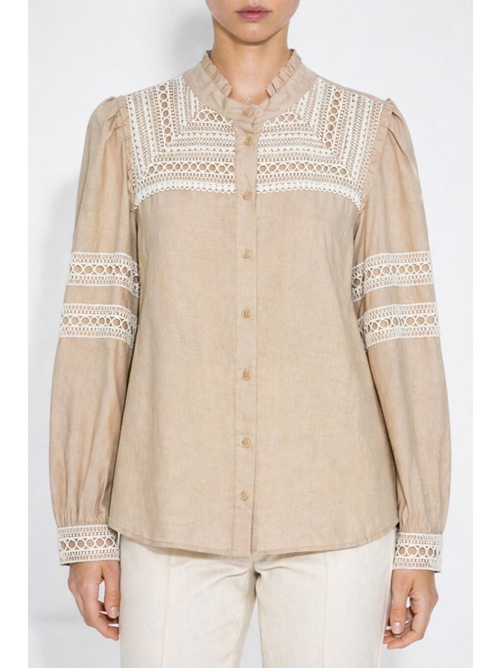 Keten Görünümlü Beyaz Brode Detaylı Bej Tunik-1