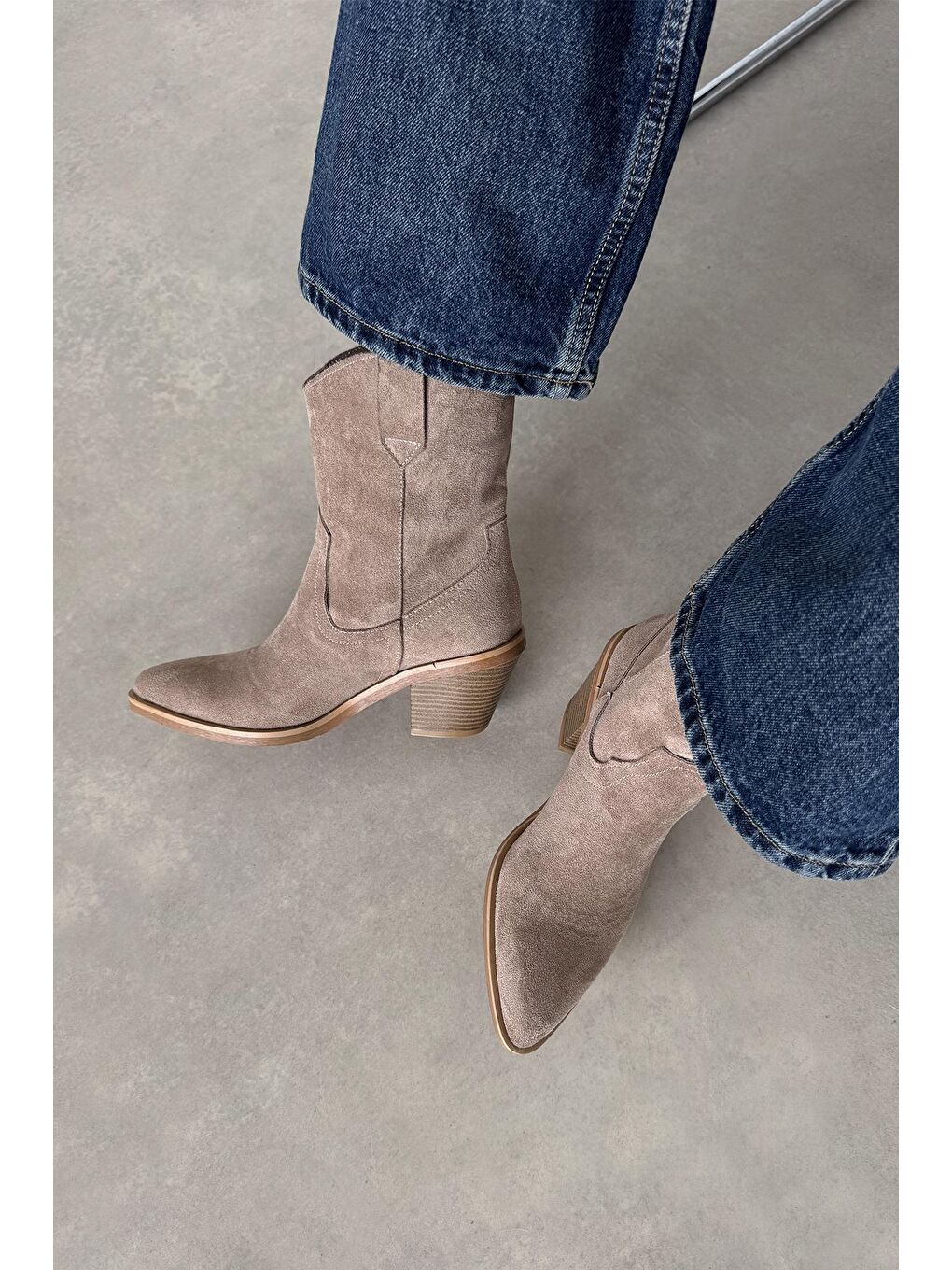 Bej Maven Kadın Süet Topuklu Bot Vizon-1