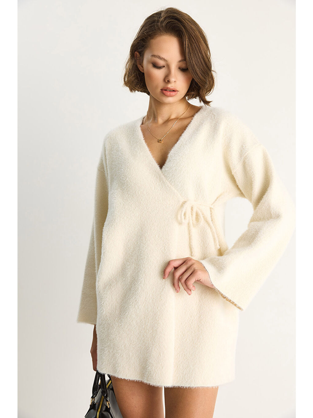 Ekru Kadın Kruvaze Kapama Yandan Bağlamalı Yumuşak Dokulu Triko Kimona W-4