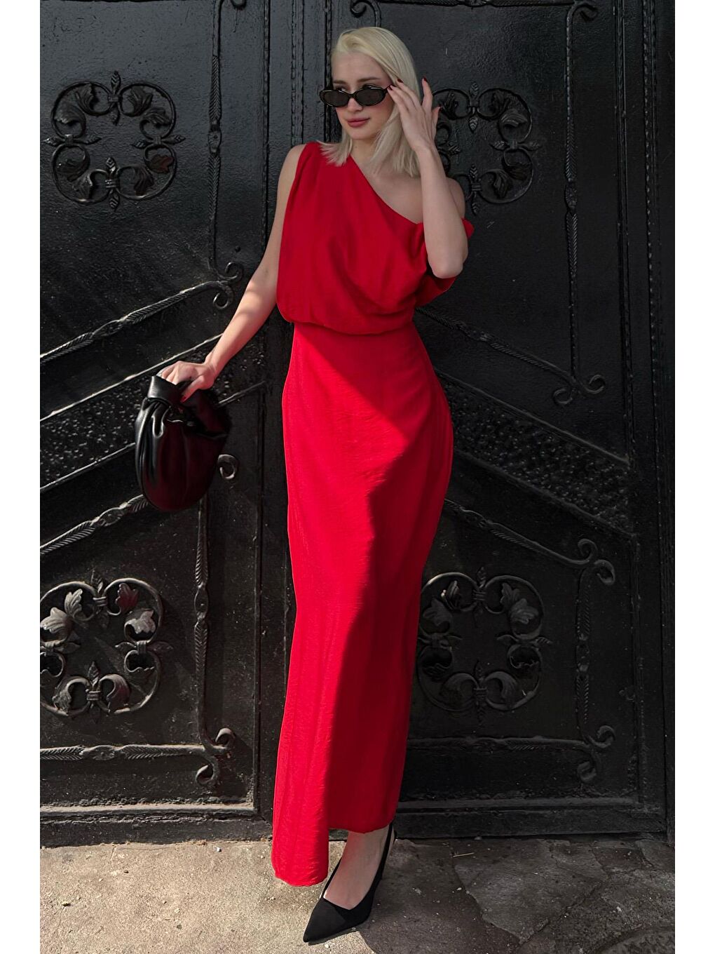 Kırmızı Düşük Omuz Elbise Mg2349-1