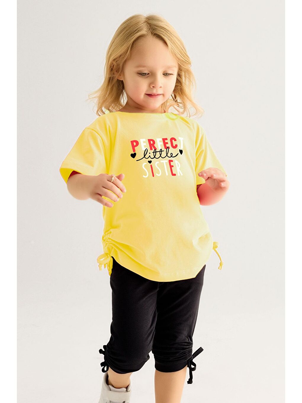 Bisiklet Yaka Kısa Kol Perfect Sister Baskılı Sarı Renk Kız Çocuk Taytlı Takım-2