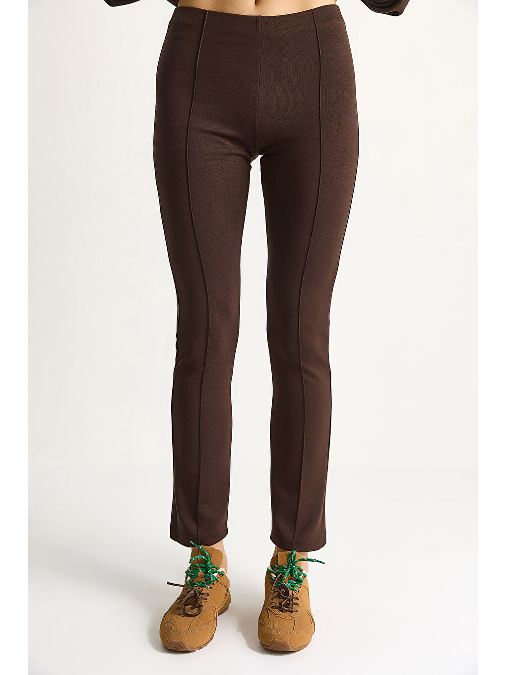 Kahverengi Kadın Yumuşak Dokulu Bisiklet Yaka Oversize Sweat Pantolon Viskon Dalgıç Takım-6