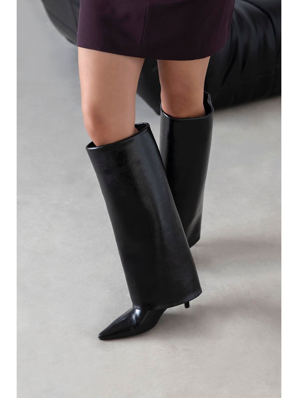 Zack Kadın Tozluk Detay Kırışık Deri Çizme Siyah-1