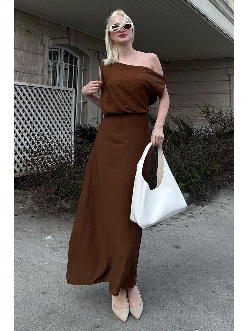 Kahverengi Düşük Omuz Elbise Mg2349-4