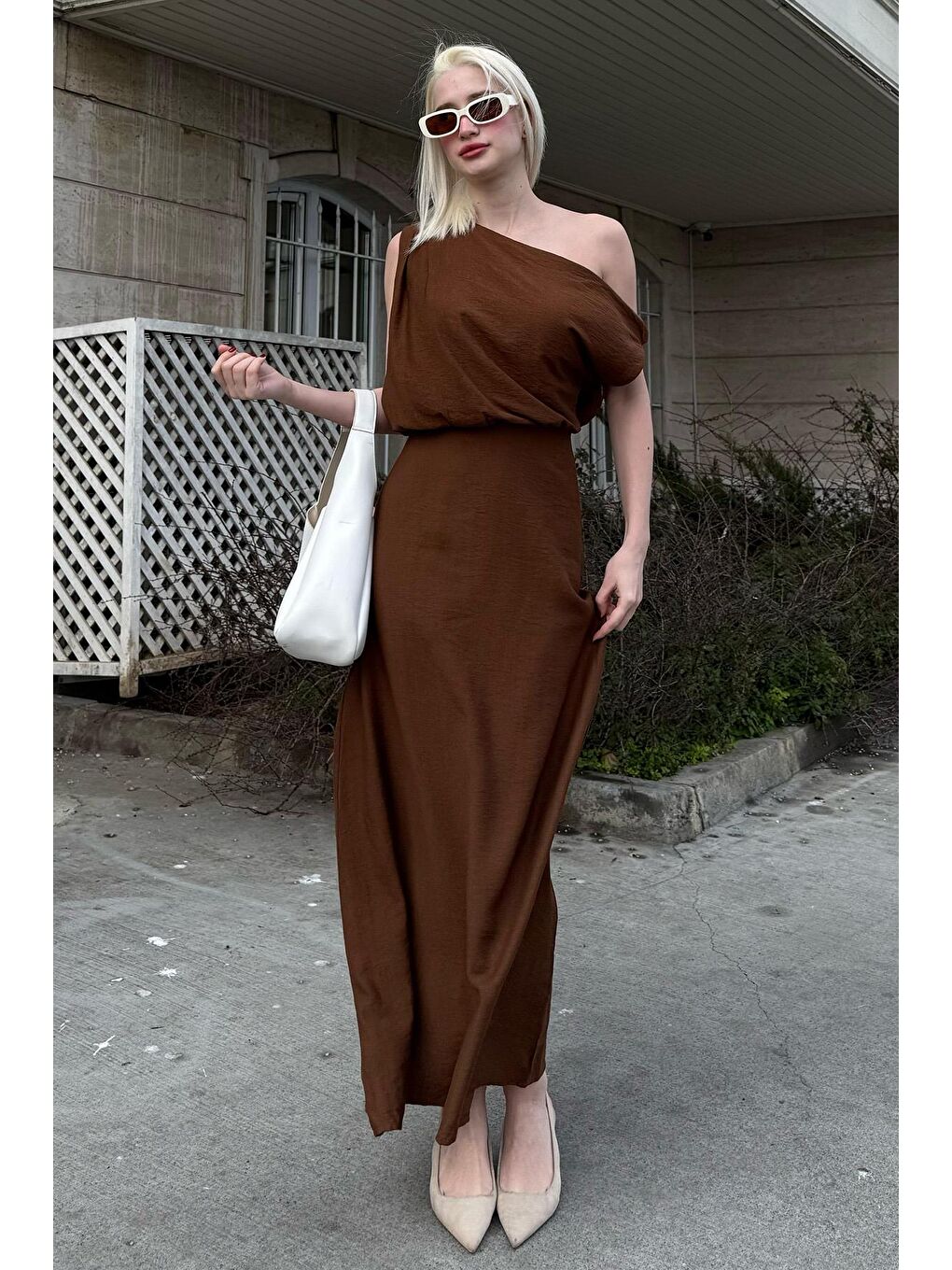 Kahverengi Düşük Omuz Elbise Mg2349-6