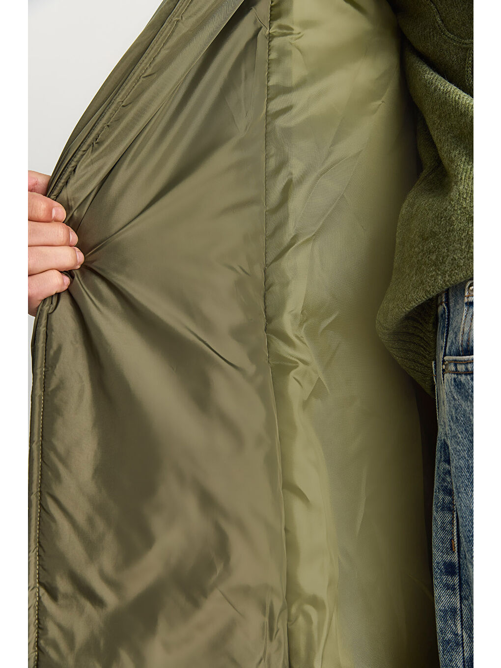 Haki Kadın Kuşaklı Şal Yaka Kapitone Kaban-5