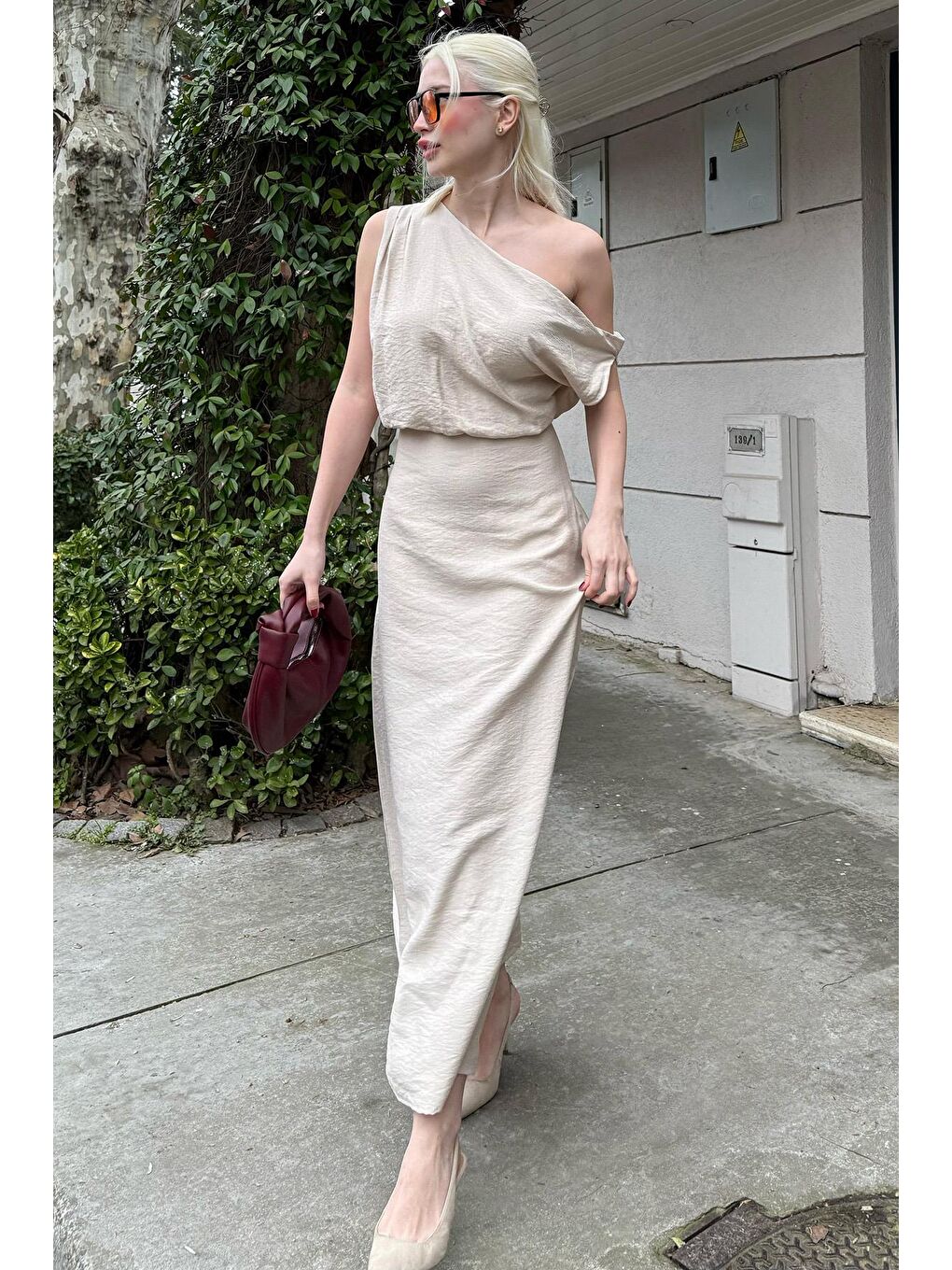 Bej Taş Rengi Düşük Omuz Elbise Mg2349-2