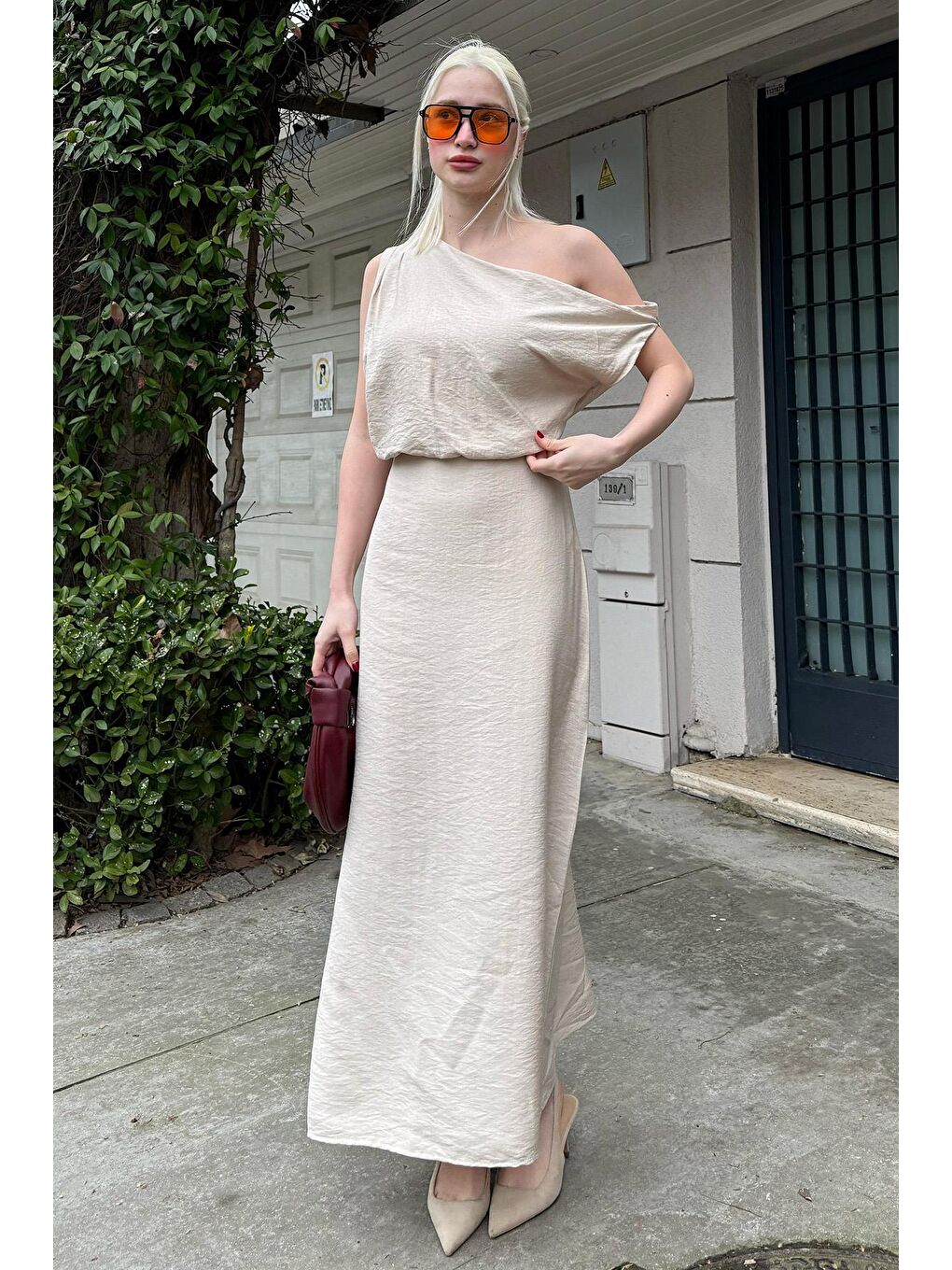 Bej Taş Rengi Düşük Omuz Elbise Mg2349-4