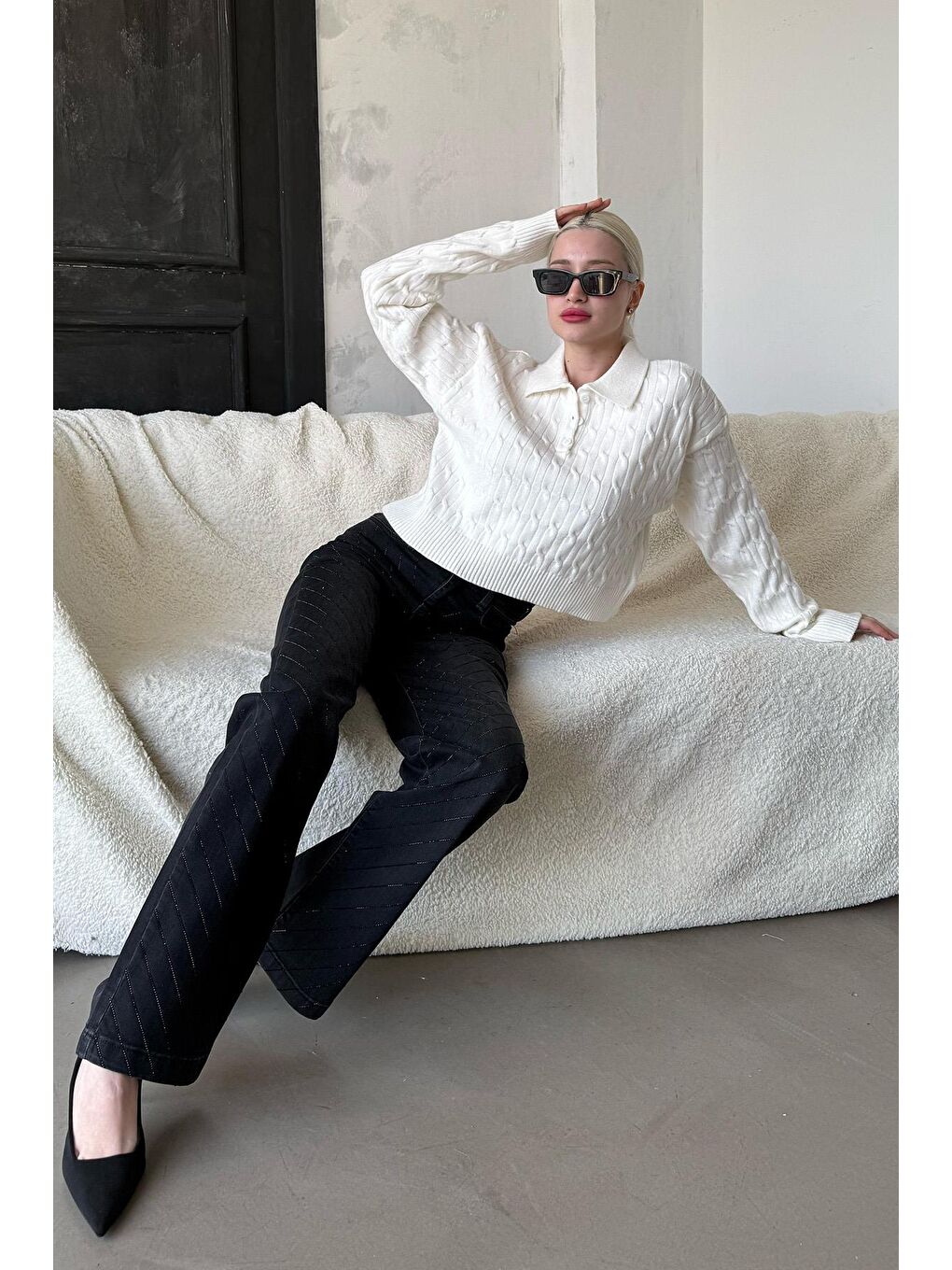 Ekru Saç Örgülü Polo Yaka Kadın Kazak Mg2310-1