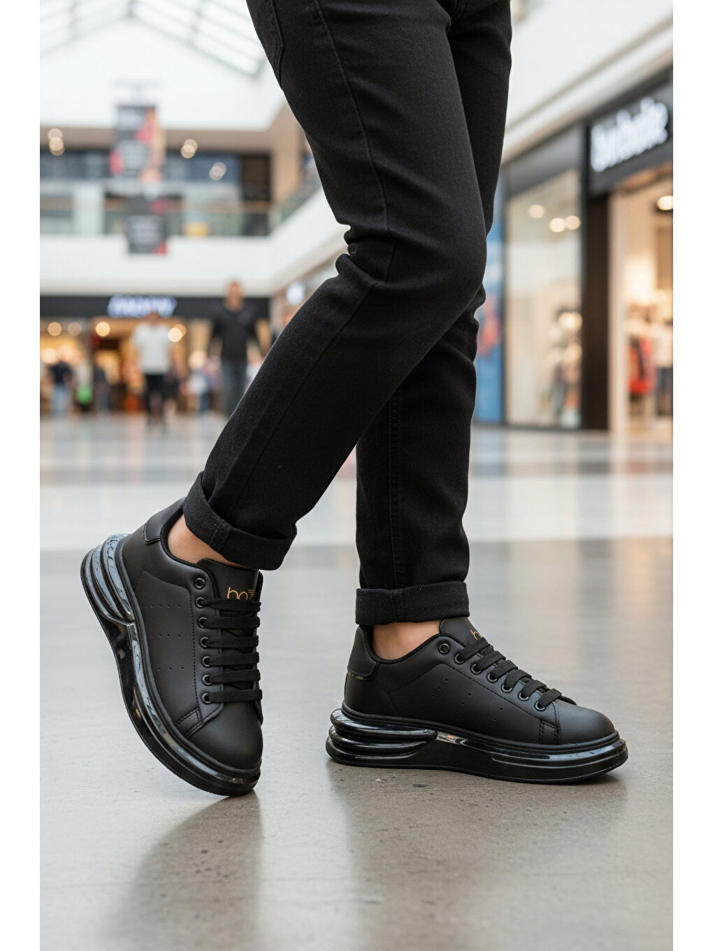 Siyah Bağcıklı Cilt Hafifi Unisex Sneaker 628 G-2