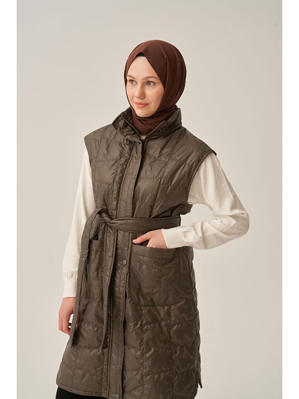 Haki-Kuşaklı Kapitone Yelek-3