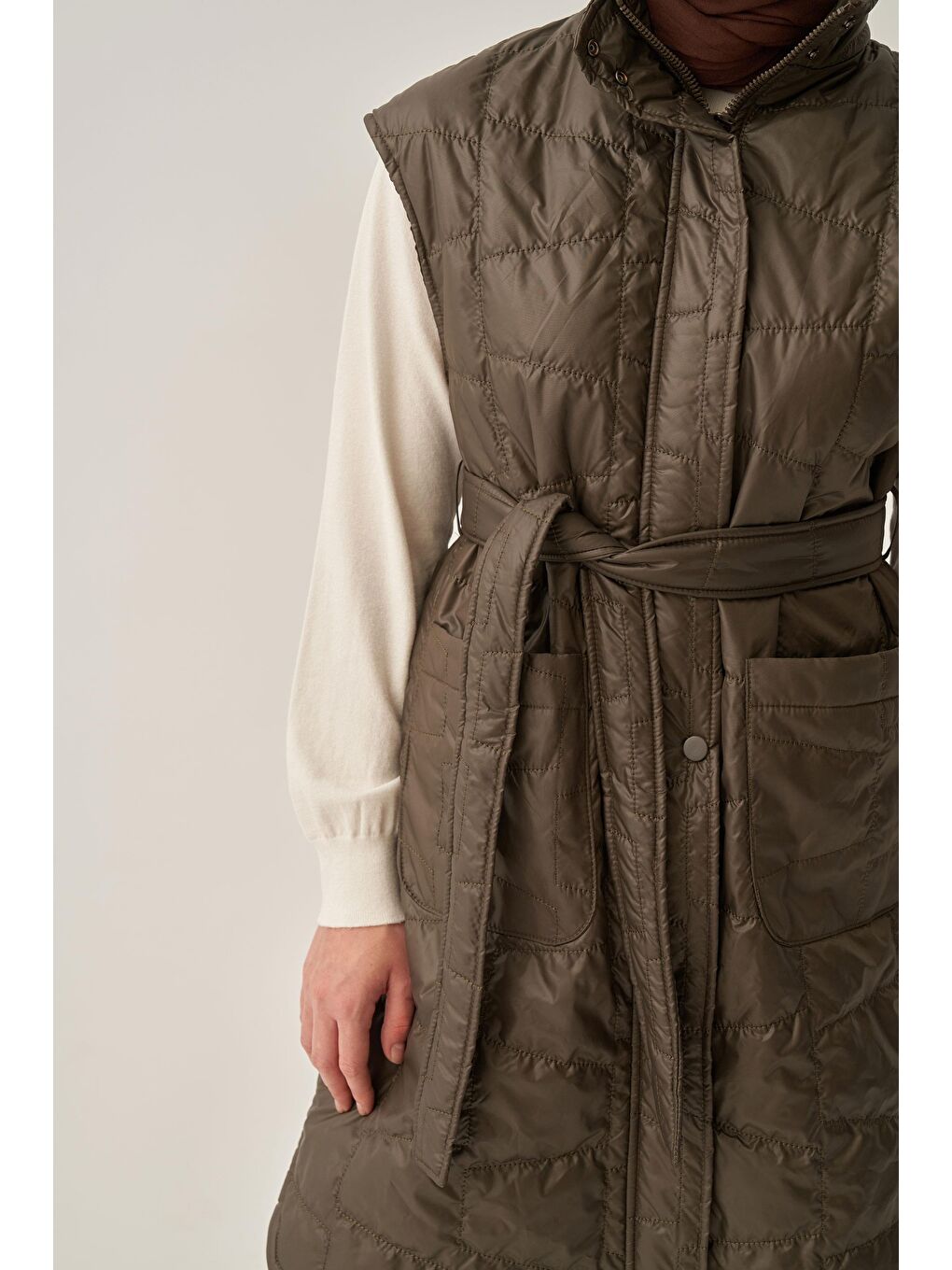 Haki-Kuşaklı Kapitone Yelek-4