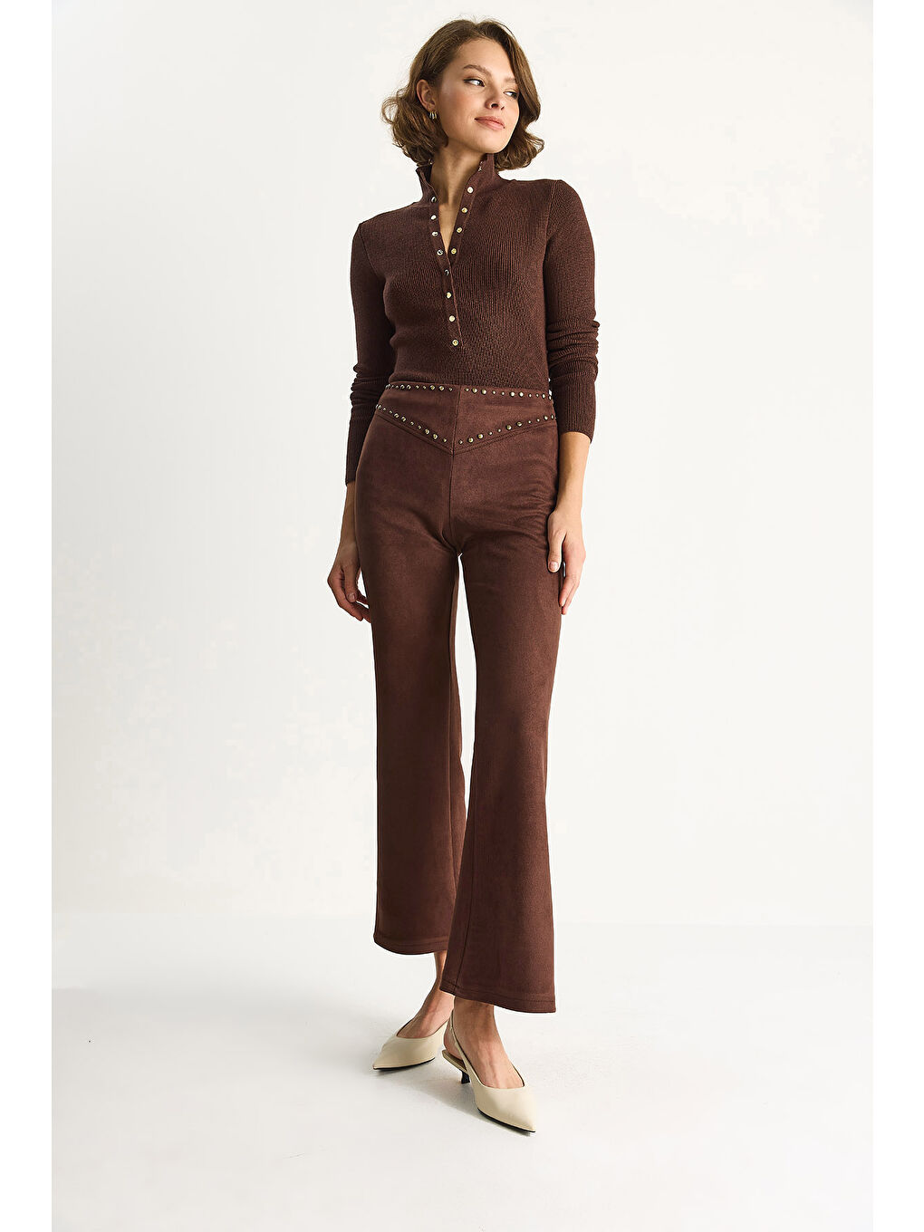 Kahverengi Kadın Metal Detaylı Suni Süet İspanyol Paça Pantolon-1