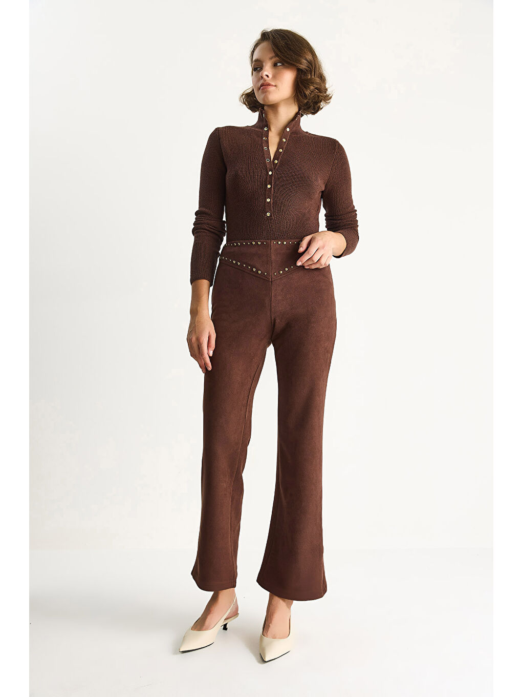 Kahverengi Kadın Metal Detaylı Suni Süet İspanyol Paça Pantolon-3