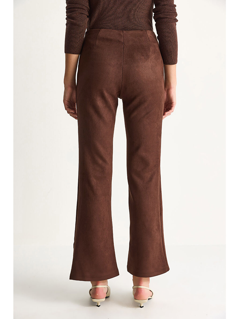 Kahverengi Kadın Metal Detaylı Suni Süet İspanyol Paça Pantolon-7