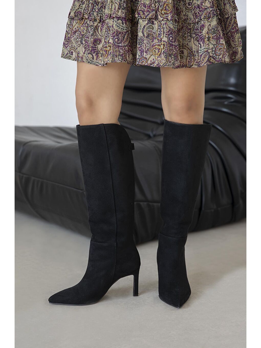 Wati Kadın Aksesuar Detay Süet Çizme Siyah-1