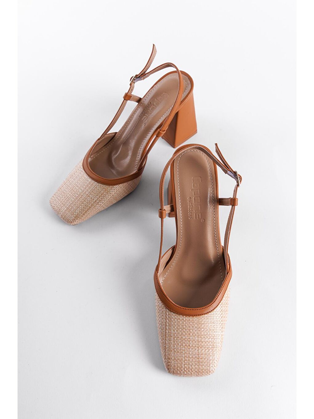 Sarı Arkası Açık Küt Burunlu Kalın Topuklu  Hasır Kadın Ayakkabı-1