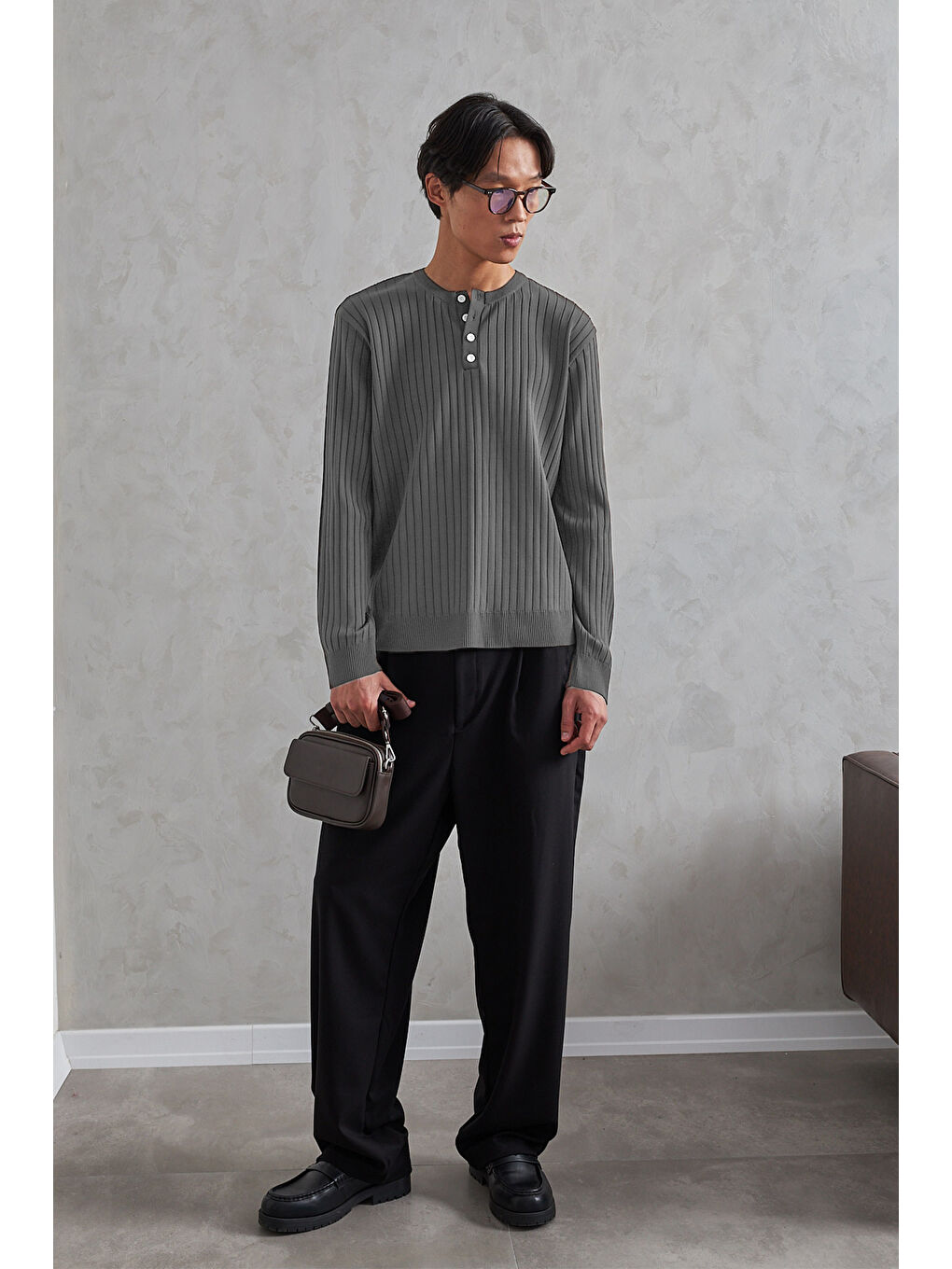 Gri Erkek Fitilli Henley Yaka Düğmeli Triko Kazak-2