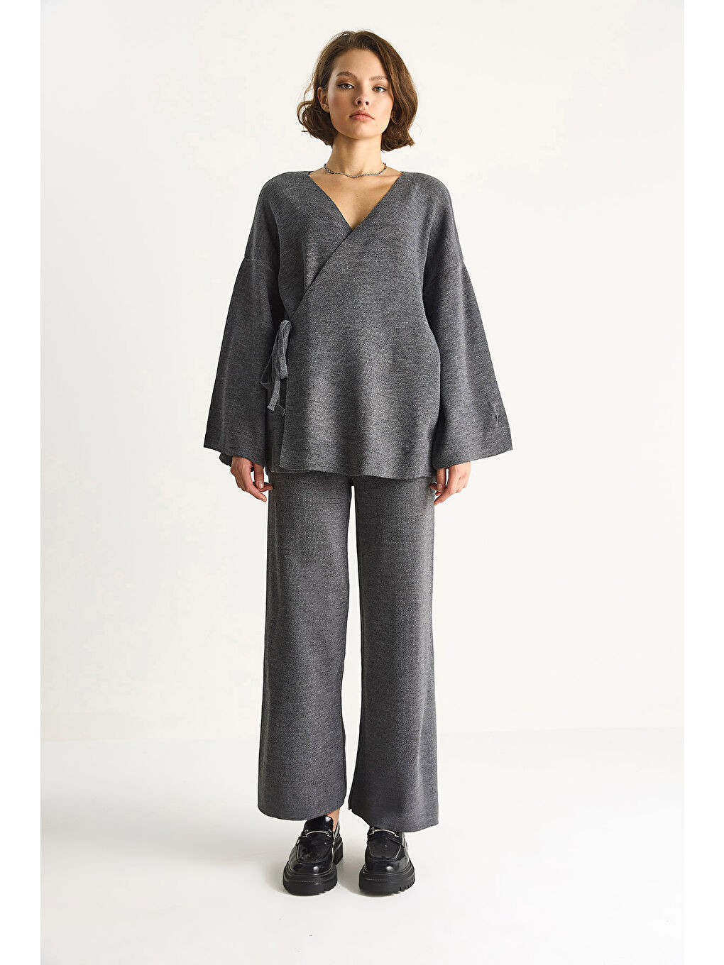 Antrasit Kadın Kruvaze Triko Bluz & Yüksek Bel Pantolon Takım N-2