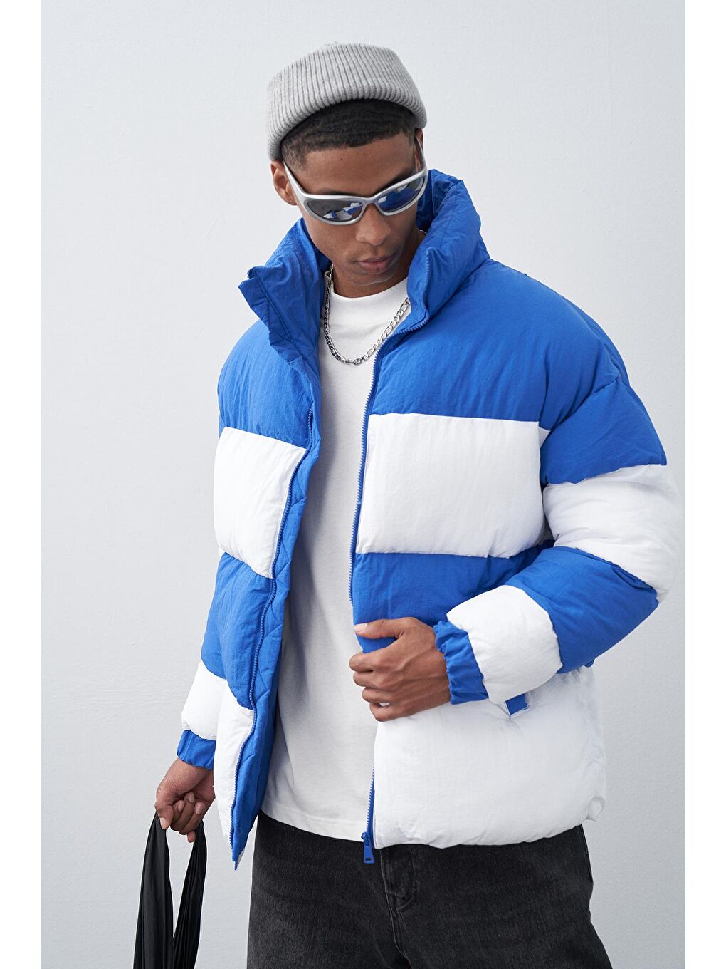 Mavi Beyaz Şeritli Oversize Şişme Mont-4