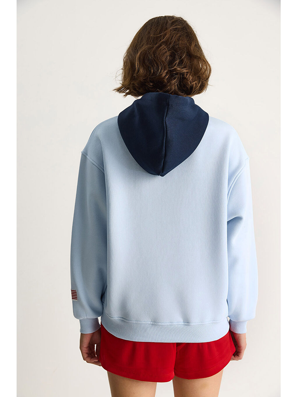 Mavi Kadın USA İşlemeli Şardonlu Kapüşonlu Salaş Sweatshirt-6