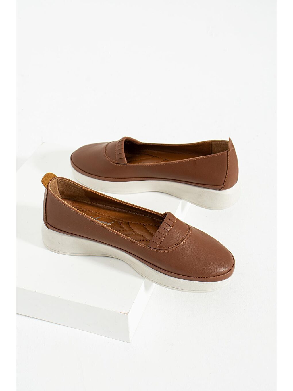 Kahverengi Ortopedik Comfort Taban İç Astar Hakiki Deri Kadın Ayakkabı 43-3583-23-3