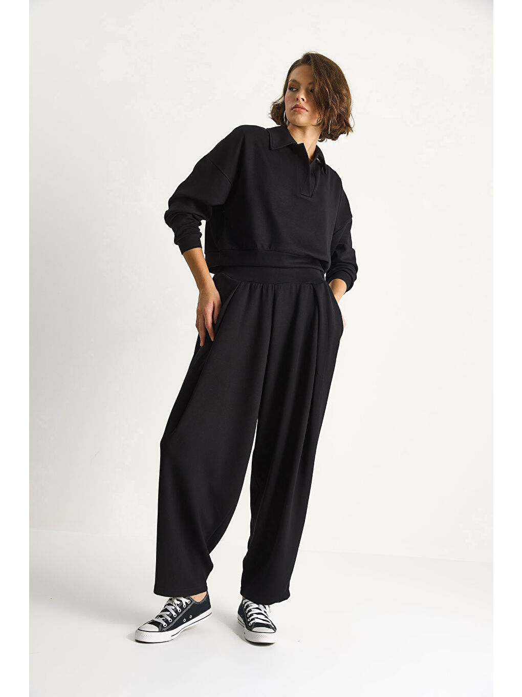 Siyah Kadın Yumuşuk Dokulu Polo Yaka Kısa Sweat Şalvar Viskon Dalgıç Takım-4