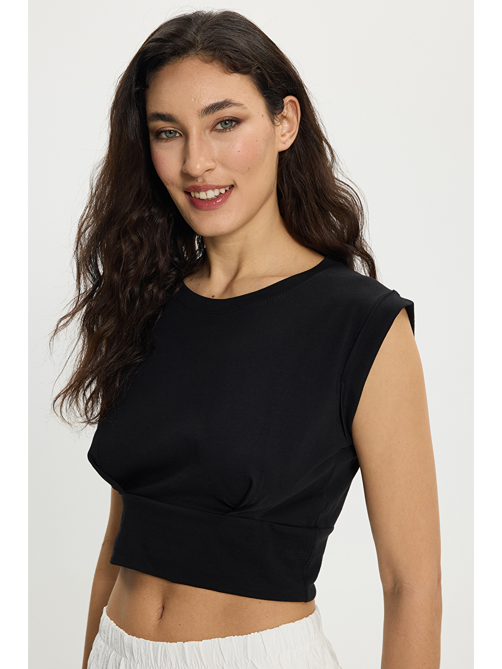 Siyah Kadin Kisa Pİlelİ Rdn-2320 Crop-5