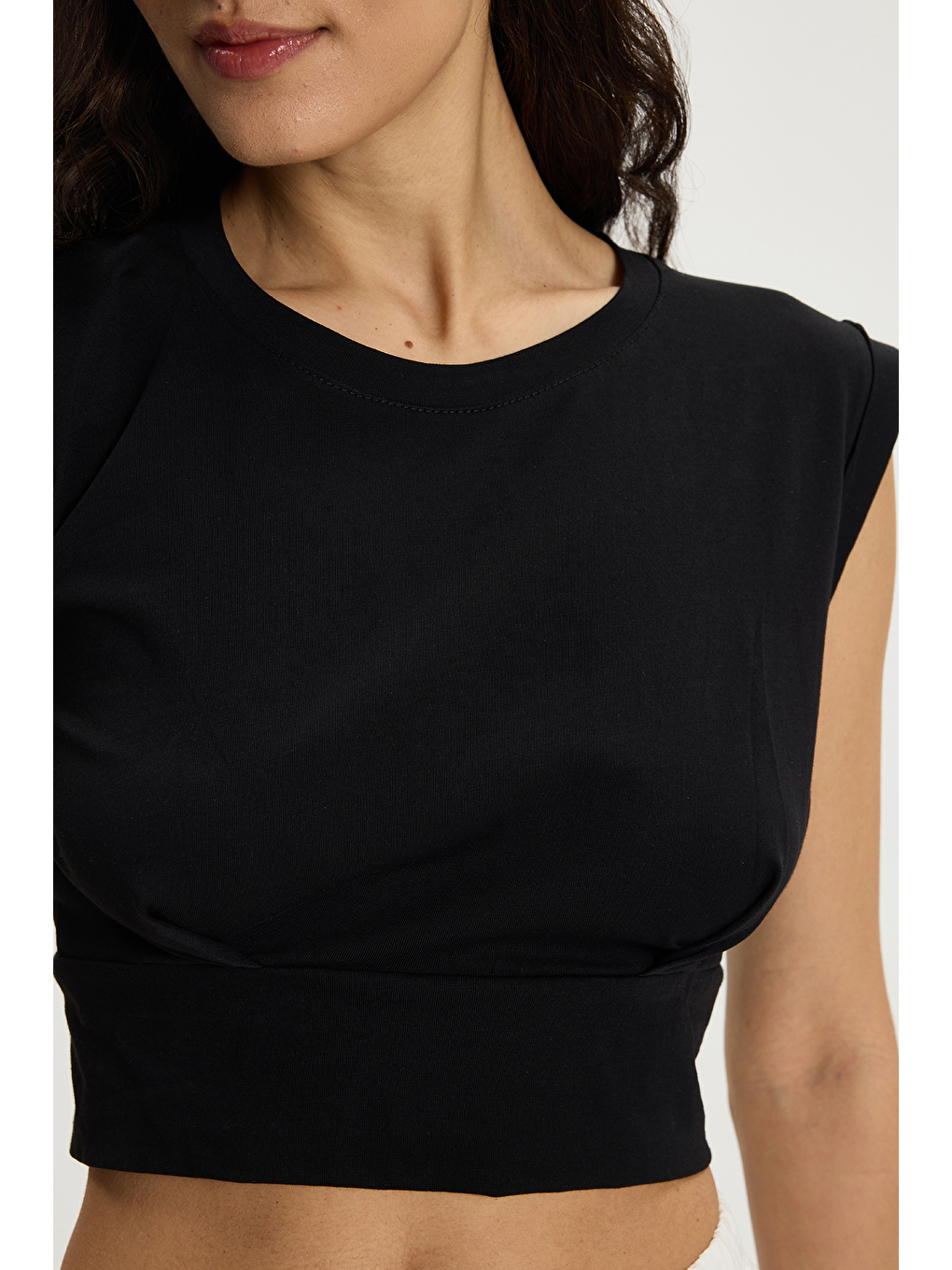 Siyah Kadin Kisa Pİlelİ Rdn-2320 Crop-6
