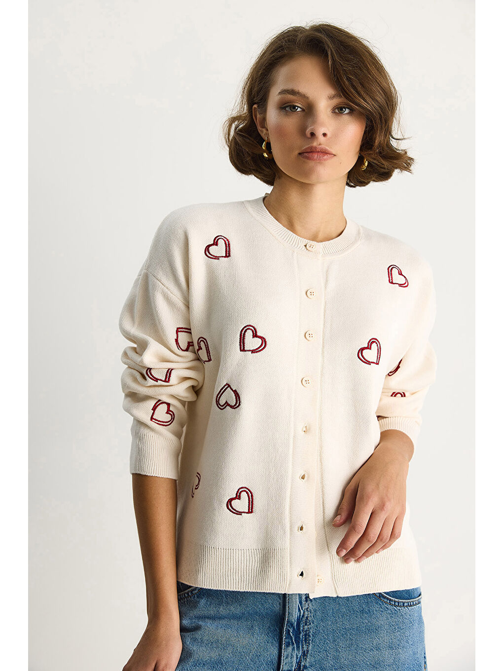 Ekru Kadın Kalp Nakışlı Bisiklet Yaka Triko Hırka TH-3