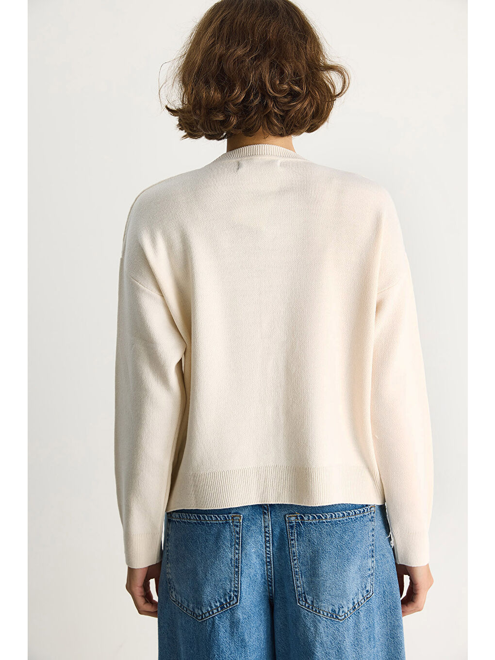 Ekru Kadın Kalp Nakışlı Bisiklet Yaka Triko Hırka TH-6