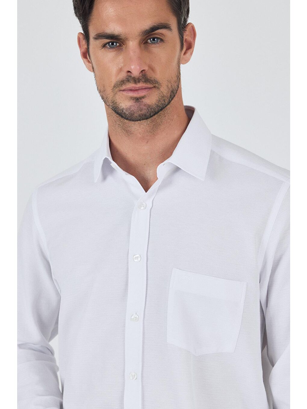 Beyaz Uzun Kol Desenli Armürlü Sert Yaka Cepli Pamuklu Classic Comfort Fit Büyük Beden Gömlek 1004250187-3
