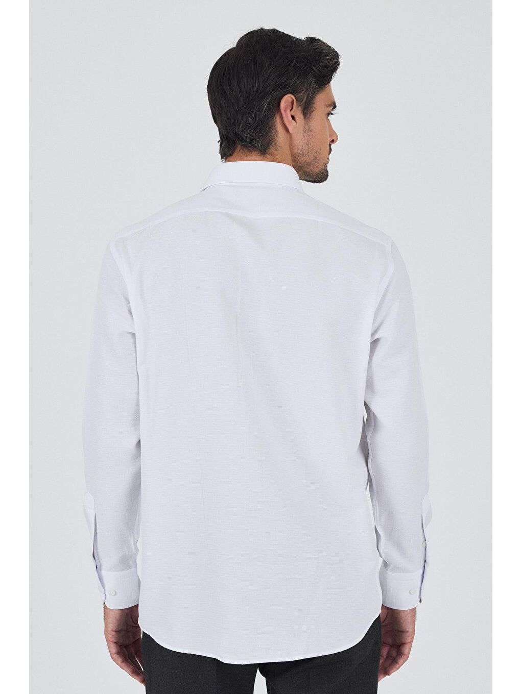 Beyaz Uzun Kol Desenli Armürlü Sert Yaka Cepli Pamuklu Classic Comfort Fit Büyük Beden Gömlek 1004250187-4