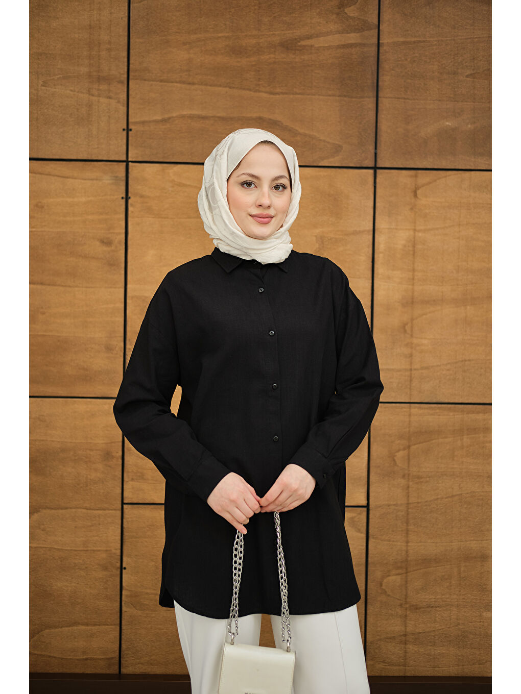 Kadın Şeffaf Düğme Detaylı Basic Gömlek Siyah-1