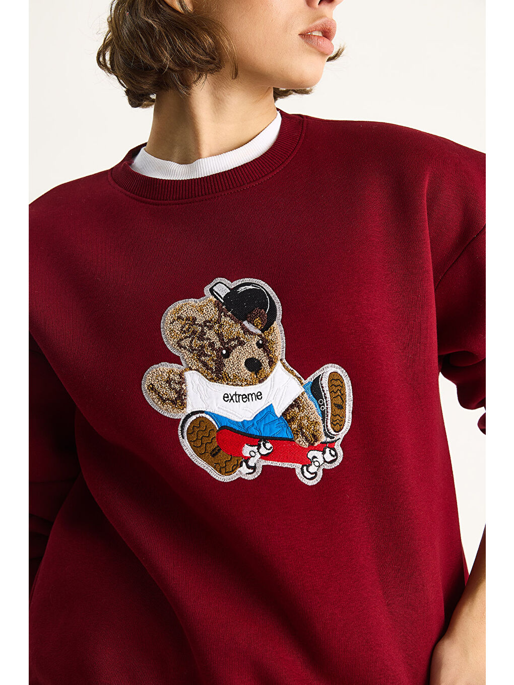 Bordo Kadın Teddy Nakış İşlemeli Bisiklet Yaka Salaş Sweatshirt-4