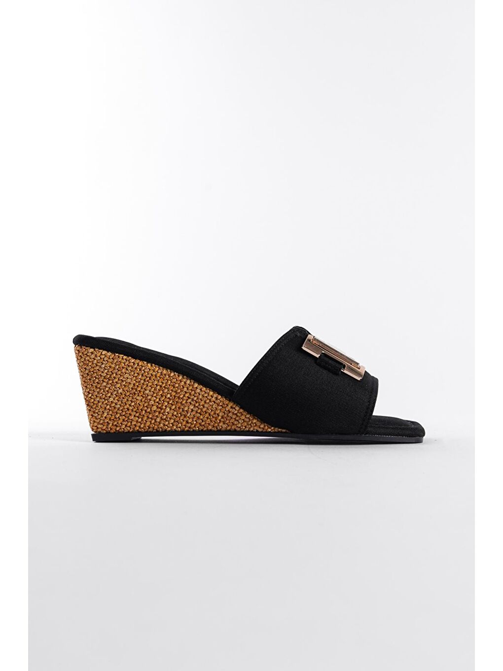 Siyah Dolgu Topuklu Keten Bantlı Kadın Terlik-2