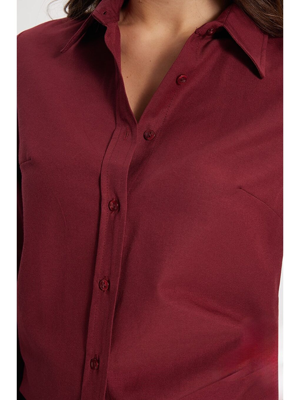 Kadın Slim Fit Dar Kesim Uzun Kollu Pamuklu Vücuda Oturan Dokulu Bordo Basic Gömlek-2