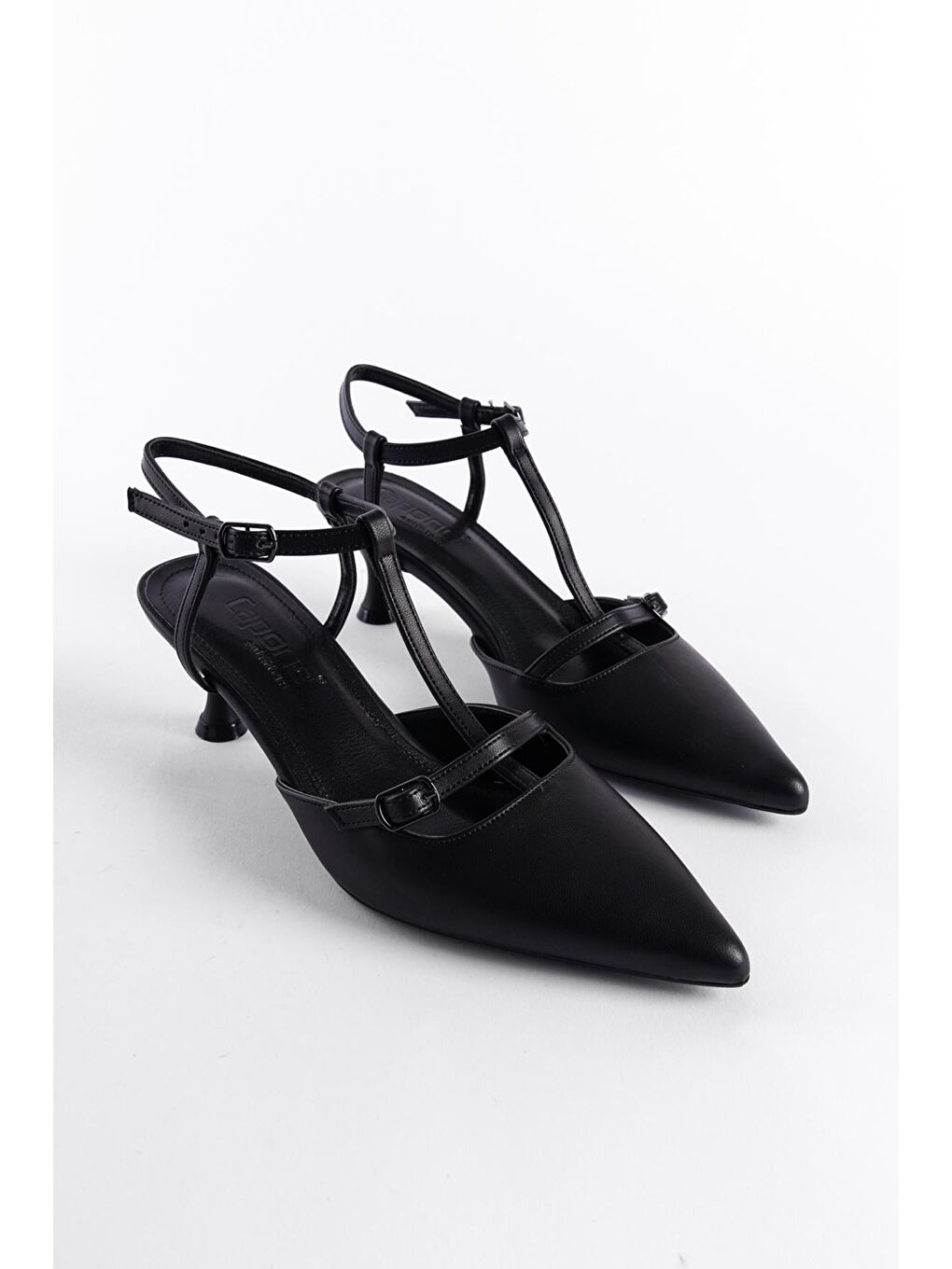 Siyah Bilekten Kemerli Orta Topuklu Kadın Ayakkabı