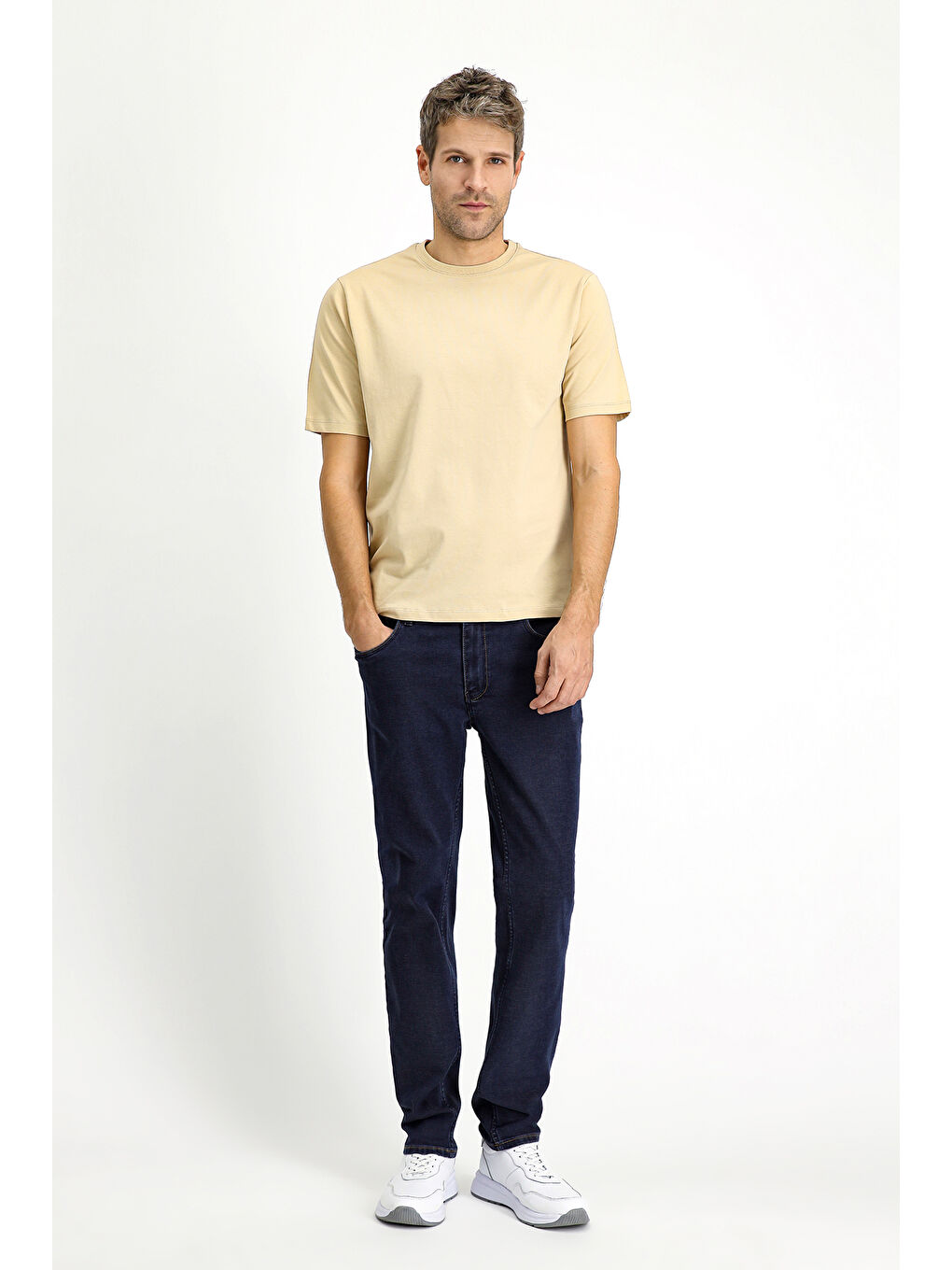 Bej Bisiklet Yaka Regular Fit Süprem Pamuk %100 Pamuk Tişört-1