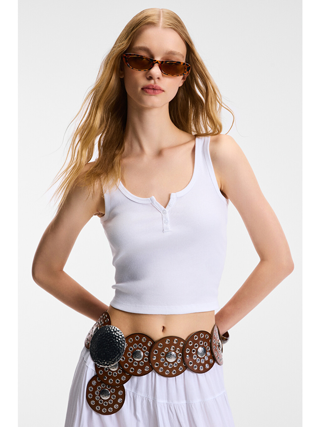 Mavsera Kadın Kalın Askılı U Yaka Patlı Düğmeli Crop Slim Beyaz Atlet-2
