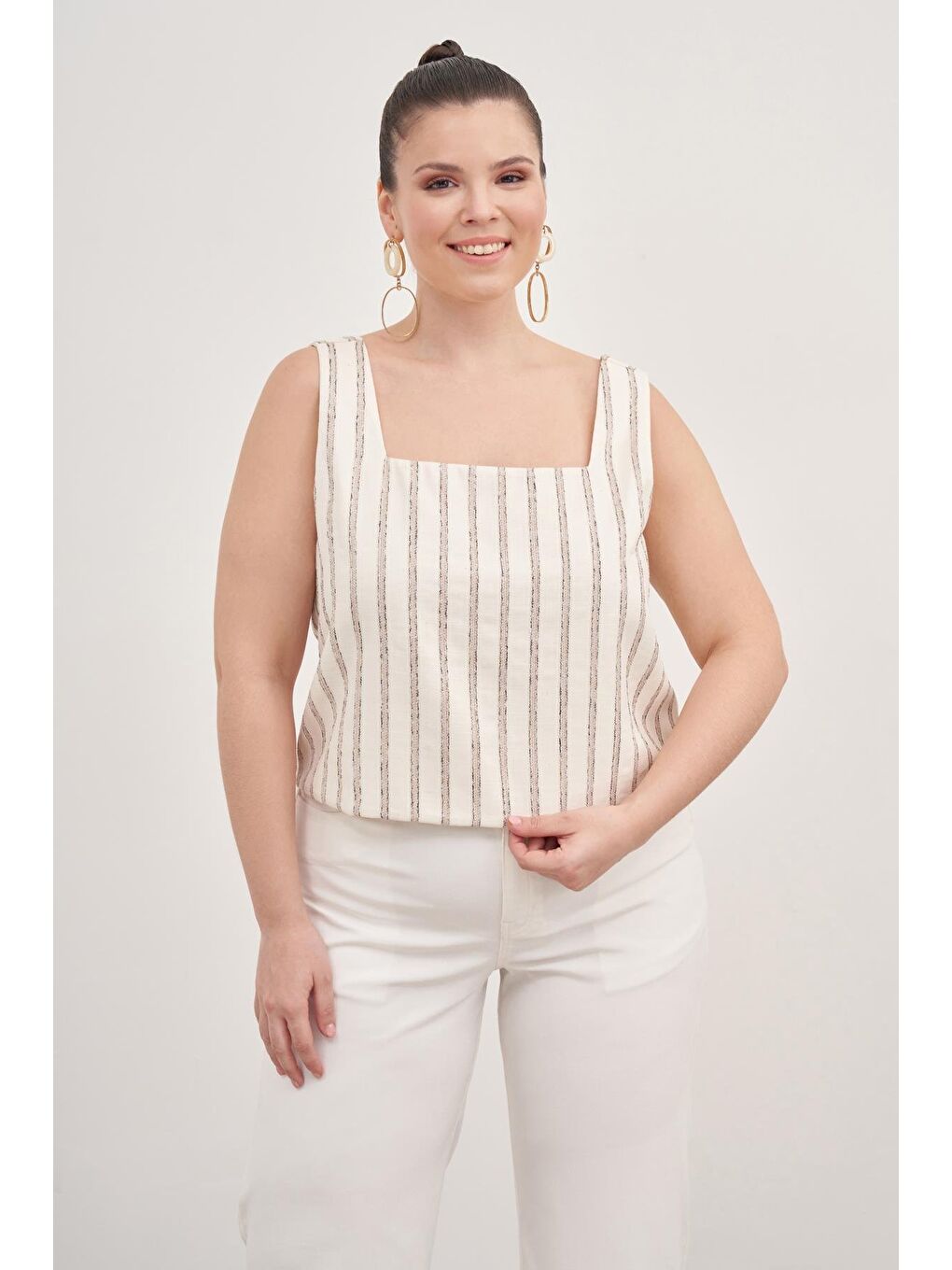 Mylinemoda Ekru Astarlı Kare Yaka Top