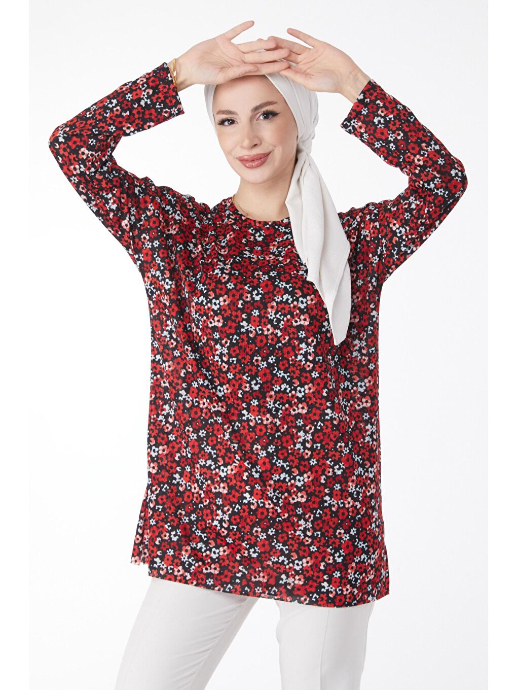 Bisiklet Yaka Kadın Kırmızı Mini Çiçek Desenli Bluz - 24734-1