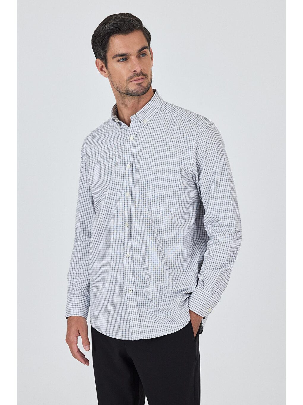 Lacivert Uzun Kol Kareli Desen Bez Ayağı Düğmeli Yaka Cepli Pamuklu Classic Comfort Fit Gömlek 1004250197-2