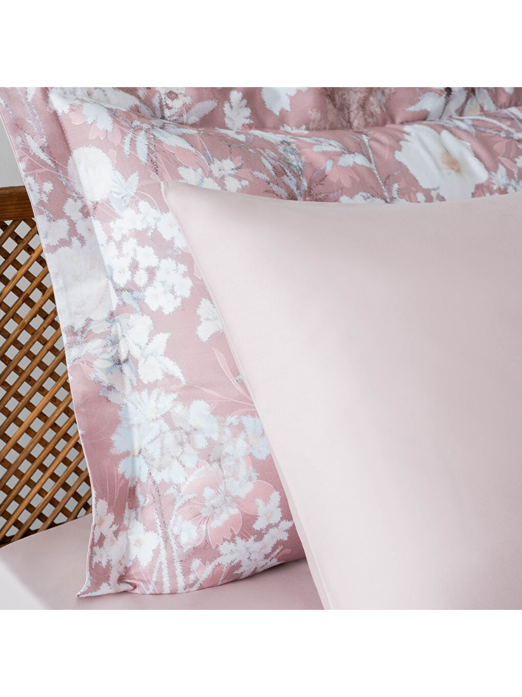 Pembe Rosalya Çift Kişilik Nevresim Takımı %100 Pamuk 210 TC 83 Tel Saten Digital Baskılı Pudra-1