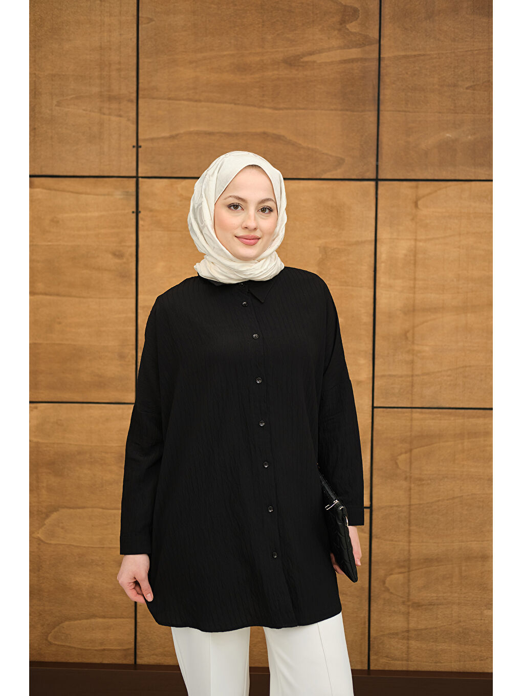 Kadın Kendinden Desenli Mila Gömlek Siyah-2