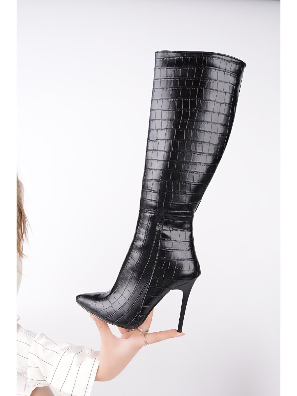 Siyah ZEST Kroko Desenli Sivri Burun Fermuarlı İnce Topuklu Kadın Çizme-3
