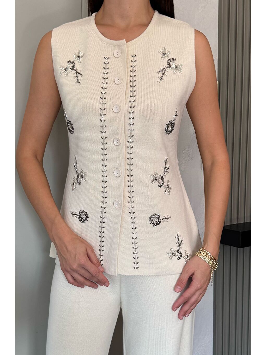 Ekru Kadın Taş İşlemeli Triko Pantolon Yelek İkili Takım-2