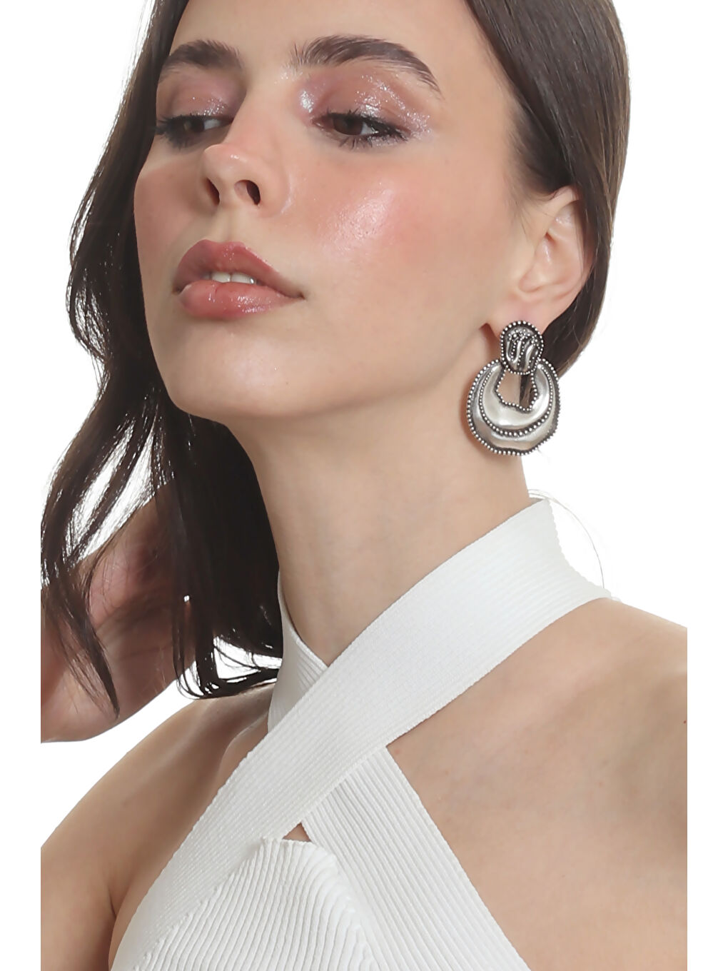 Gri Kadın Yaprak Dokulu Çivili Model Çanta Formlu Küpe-3